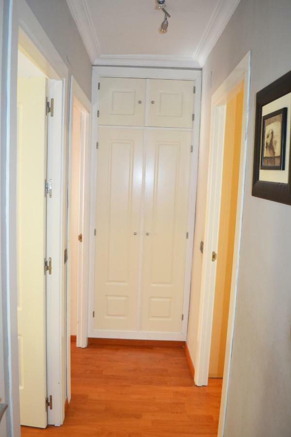 Apartamento Acogedor, Excelente Ubicacion, 10 Min Centro Appartement Sevilla Buitenkant foto